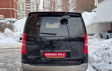 Hyundai Grand Starex Grand Starex I рестайлинг 2, 2014 год, 2 350 000 рублей, 8 фотография