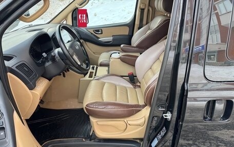 Hyundai Grand Starex Grand Starex I рестайлинг 2, 2014 год, 2 350 000 рублей, 13 фотография