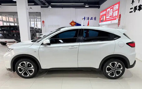 Honda Vezel, 2021 год, 1 160 000 рублей, 5 фотография