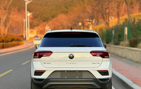 Volkswagen T-Roc I, 2021 год, 1 370 008 рублей, 3 фотография