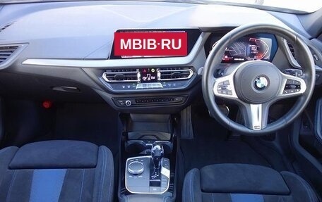 BMW 1 серия, 2021 год, 1 349 000 рублей, 15 фотография