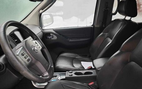 Nissan Pathfinder, 2011 год, 1 700 000 рублей, 2 фотография