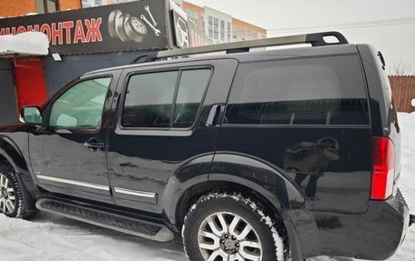 Nissan Pathfinder, 2011 год, 1 700 000 рублей, 5 фотография