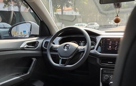 Volkswagen T-Cross I, 2022 год, 1 290 000 рублей, 9 фотография