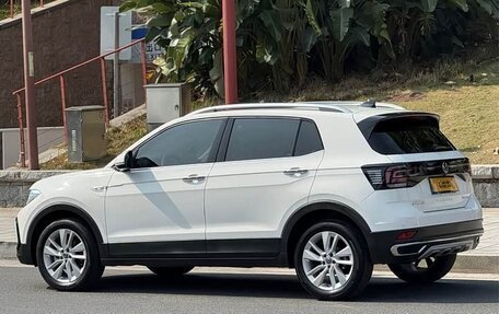 Volkswagen T-Cross I, 2022 год, 1 290 000 рублей, 3 фотография