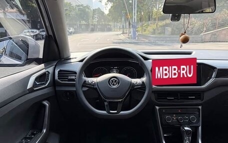 Volkswagen T-Cross I, 2022 год, 1 290 000 рублей, 8 фотография