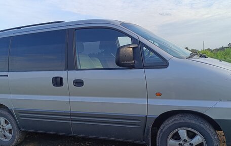 Hyundai Starex I рестайлинг, 2004 год, 640 000 рублей, 3 фотография