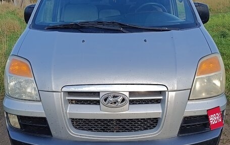 Hyundai Starex I рестайлинг, 2004 год, 640 000 рублей, 2 фотография