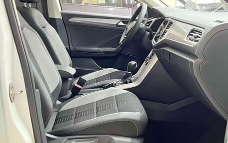 Volkswagen T-Roc I, 2022 год, 1 280 000 рублей, 7 фотография