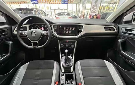 Volkswagen T-Roc I, 2022 год, 1 280 000 рублей, 8 фотография