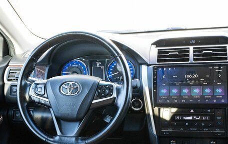 Toyota Camry, 2017 год, 2 319 000 рублей, 11 фотография