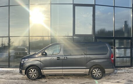 Hyundai H-1 II рестайлинг, 2021 год, 3 343 000 рублей, 6 фотография