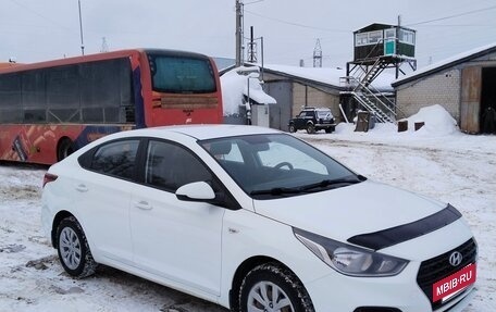 Hyundai Solaris II рестайлинг, 2018 год, 1 150 000 рублей, 7 фотография