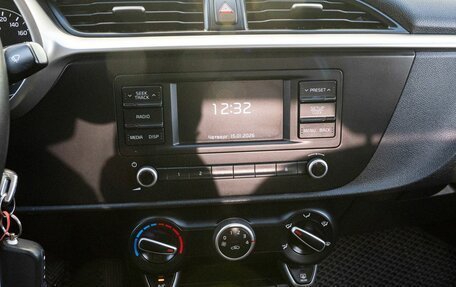 KIA Rio IV, 2020 год, 1 369 000 рублей, 15 фотография