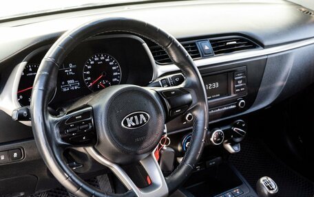 KIA Rio IV, 2020 год, 1 369 000 рублей, 10 фотография