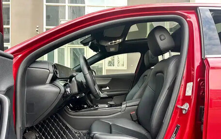 Mercedes-Benz A-Класс, 2022 год, 2 140 586 рублей, 8 фотография