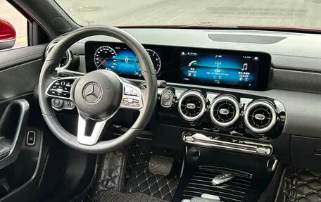 Mercedes-Benz A-Класс, 2022 год, 2 140 586 рублей, 7 фотография