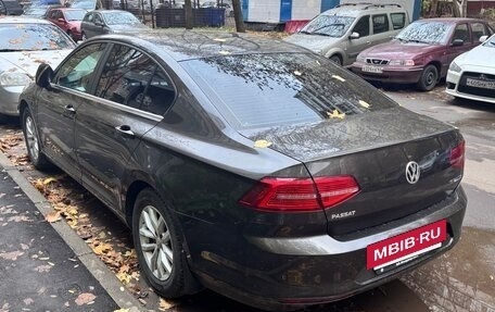 Volkswagen Passat B8 рестайлинг, 2015 год, 1 850 000 рублей, 4 фотография