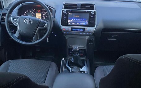 Toyota Land Cruiser Prado 150 рестайлинг 2, 2019 год, 4 750 000 рублей, 9 фотография