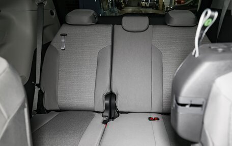 Toyota Sienna, 2021 год, 5 900 000 рублей, 23 фотография