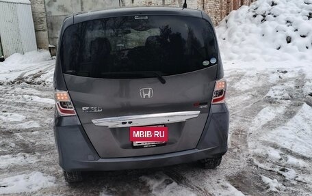 Honda Freed I, 2012 год, 1 390 000 рублей, 5 фотография