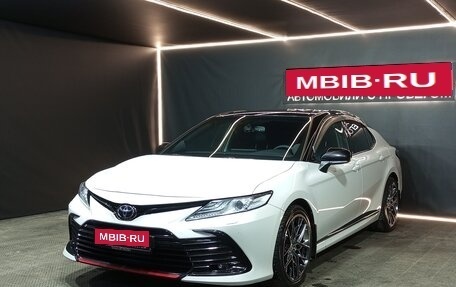 Toyota Camry, 2021 год, 3 649 000 рублей, 1 фотография