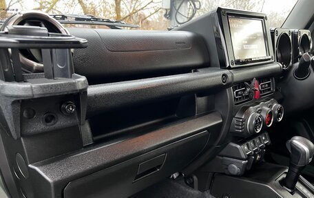 Suzuki Jimny, 2020 год, 1 700 000 рублей, 24 фотография