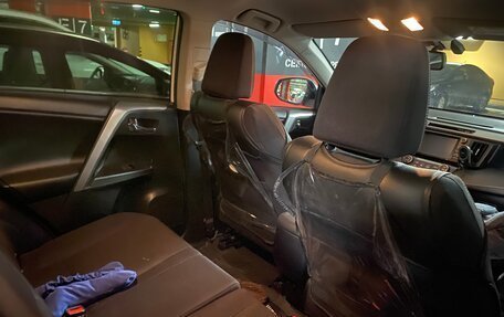 Toyota RAV4, 2016 год, 2 580 000 рублей, 7 фотография