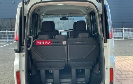 Honda Stepwgn IV, 2022 год, 2 210 586 рублей, 17 фотография