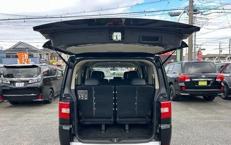 Mitsubishi Delica D:5 I, 2018 год, 2 136 000 рублей, 37 фотография