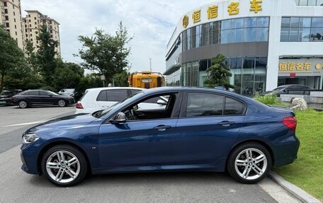 BMW 1 серия, 2022 год, 1 420 000 рублей, 3 фотография