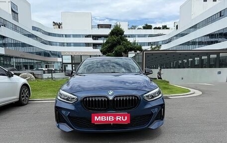 BMW 1 серия, 2022 год, 1 420 000 рублей, 2 фотография