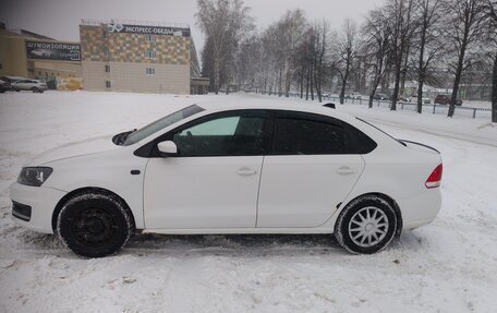Volkswagen Polo VI (EU Market), 2010 год, 650 000 рублей, 2 фотография
