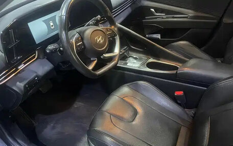 Hyundai Elantra, 2022 год, 1 290 852 рублей, 10 фотография