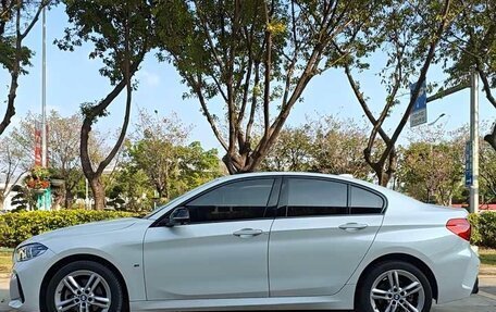 BMW 1 серия, 2022 год, 1 420 000 рублей, 3 фотография