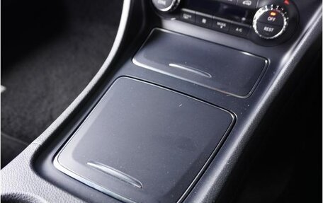 Mercedes-Benz CLA, 2017 год, 1 389 000 рублей, 30 фотография