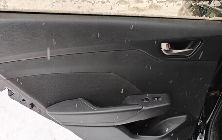 Hyundai Solaris II рестайлинг, 2019 год, 1 690 000 рублей, 11 фотография