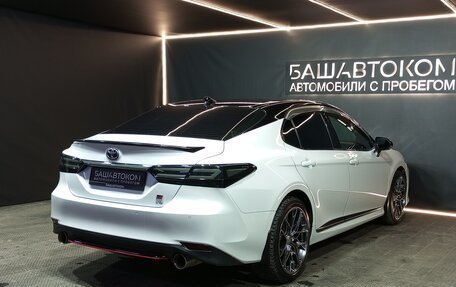 Toyota Camry, 2021 год, 3 649 000 рублей, 4 фотография