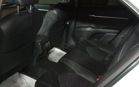 Toyota Camry, 2021 год, 3 649 000 рублей, 8 фотография