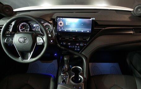 Toyota Camry, 2021 год, 3 649 000 рублей, 9 фотография