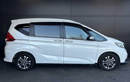 Honda Freed II, 2022 год, 1 290 586 рублей, 4 фотография