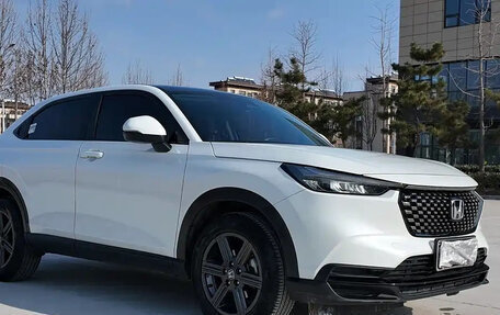 Honda Vezel, 2023 год, 1 550 000 рублей, 3 фотография
