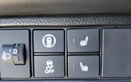 Honda Vezel, 2023 год, 1 550 000 рублей, 9 фотография