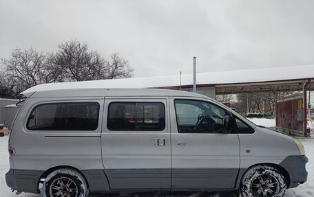 Hyundai Starex I рестайлинг, 2006 год, 600 000 рублей, 2 фотография