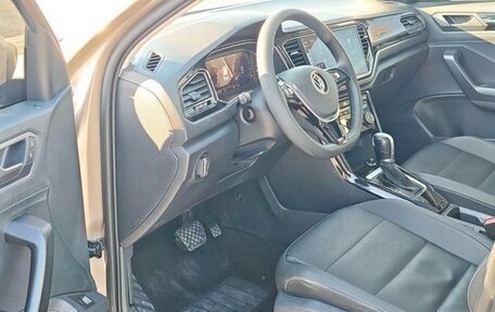 Volkswagen T-Roc I, 2022 год, 1 280 000 рублей, 11 фотография