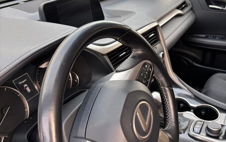 Lexus RX IV рестайлинг, 2018 год, 3 950 000 рублей, 10 фотография