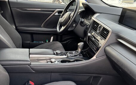 Lexus RX IV рестайлинг, 2018 год, 3 950 000 рублей, 11 фотография