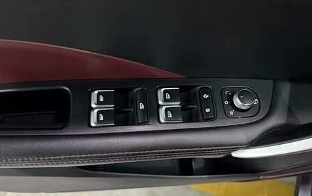 Geely Coolray I, 2022 год, 1 300 600 рублей, 12 фотография