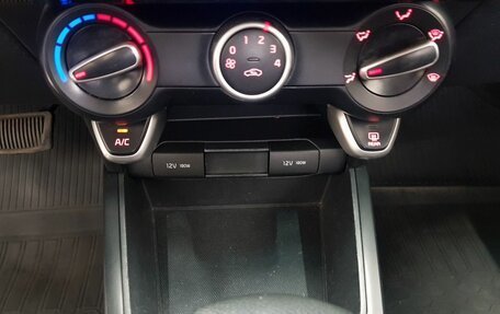 KIA Rio IV, 2019 год, 999 000 рублей, 11 фотография