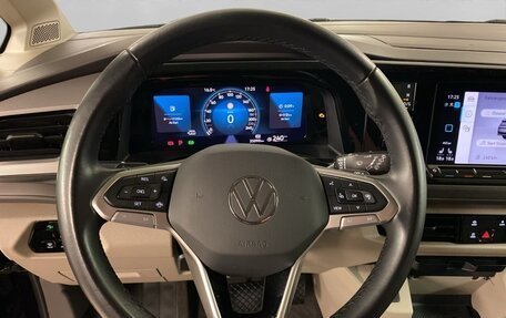 Volkswagen Multivan, 2022 год, 4 000 000 рублей, 9 фотография